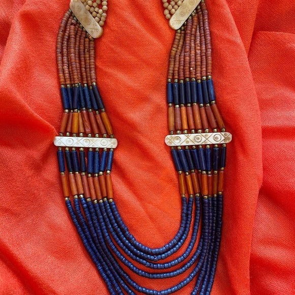 statement necklace
🧡
truly unique & beautiful - Picture 2 of 3